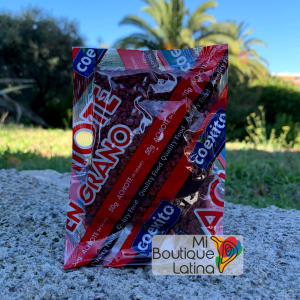 Achiote en grano sobre